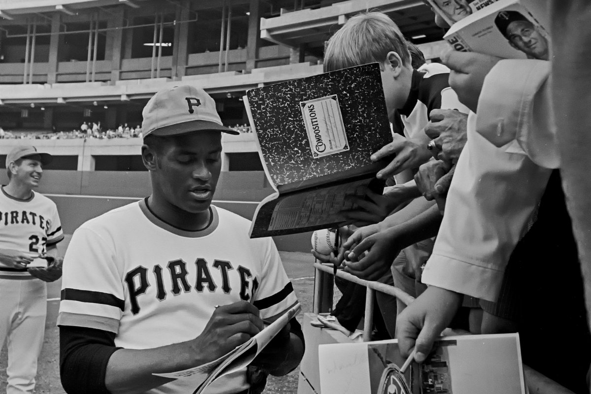 Roberto Clemente: Puerto Rico’s Greatest Baseball Star | Discover ...